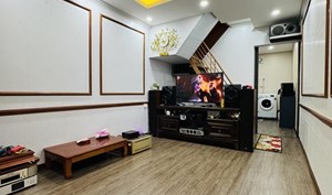 Bán đất tặng nhà 2 tầng Nguyễn Chính, 32m x2 tầng, MT 3.2m