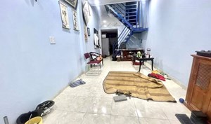 Bán nhà phố Lĩnh Nam, 30m x 3 tầng, nhỉnh 1 tỷ