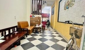BÁN NHÀ ĐƯỜNG HOÀNG MAI, DÂN XÂY - 5 NGỦ - NGÕ THÔNG BA GÁC